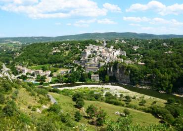 Balazuc : Village de caractère