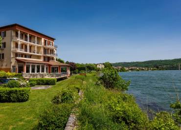 Le Beau Rivage