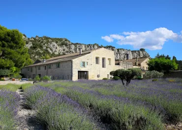 Entre Vigne et Garrigue