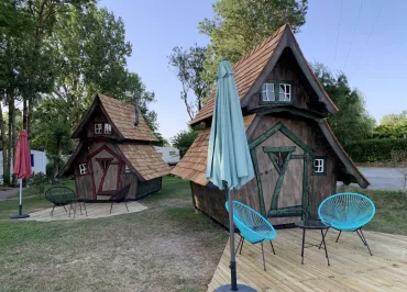 Camping Le Petit Booth - Les Casa Kato