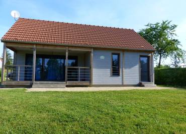 Chalet Rouge Cerise dans l'Allier en Auvergne