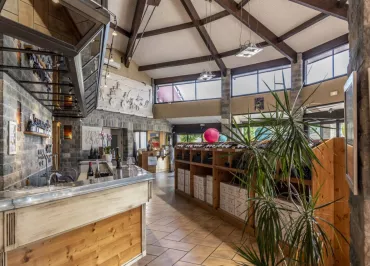 Cave la Romaine (Groups & Seminars)