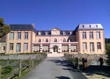 Gîte du prieuré d'Yron
