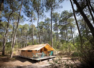 Camping Huttopia – Lac de Carcans