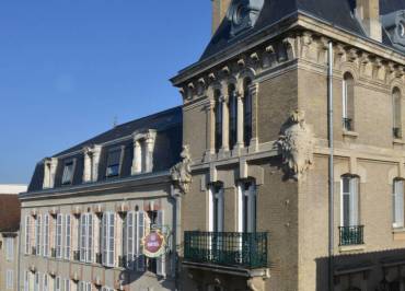 Hôtel "Castel Jeanson"