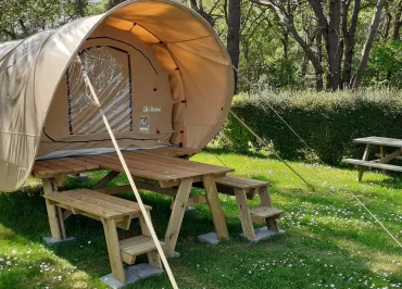 CAMPING LES FALAISES DE TOUSSAINT - TOUSSAINT