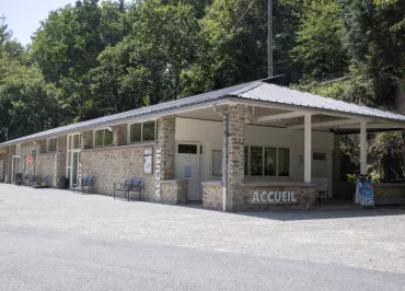 CAMPING INTERCOMMUNAL DU GUE SAINT-LEONARD