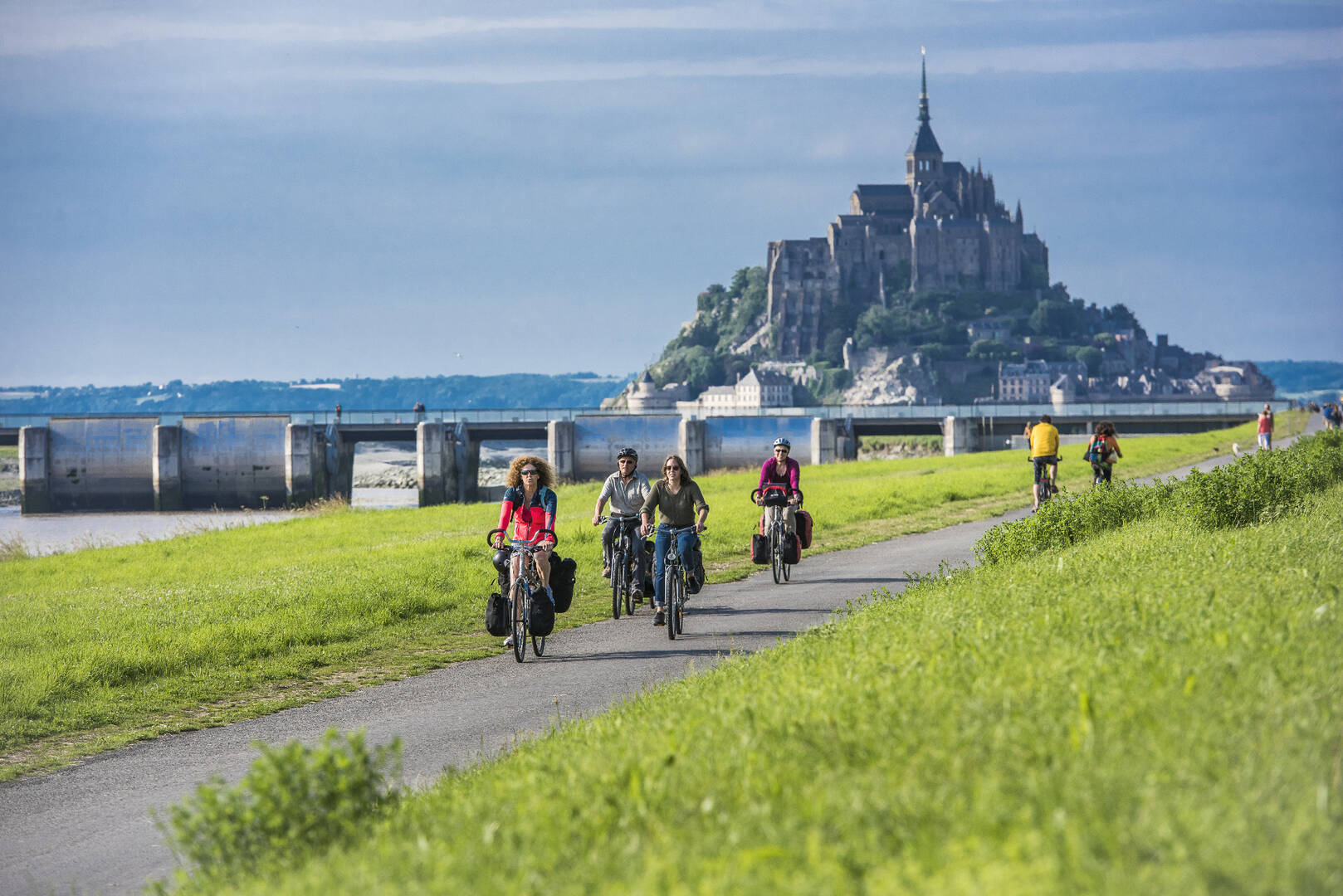 Veloscenic Paris to Mont Saint Michel cycle route