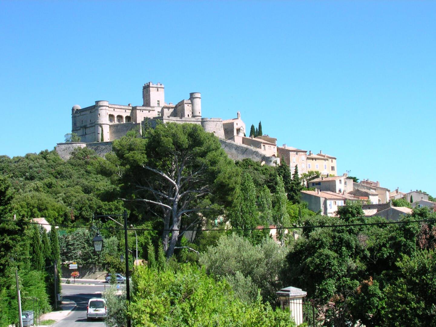 Château Du Barroux, Tasting To Le Barroux