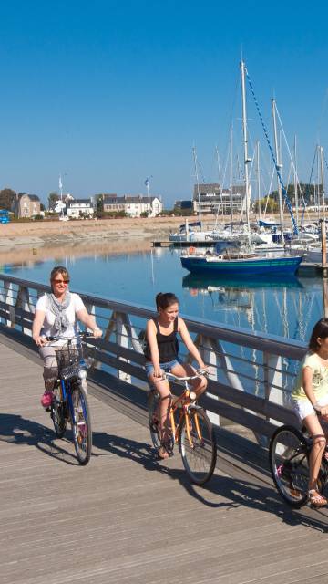 The Pink Granite Coast By Bike