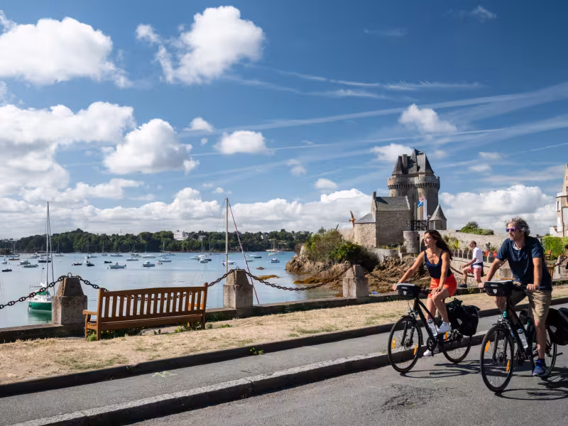 La Tour Solidor à Saint-Malo - La Vélomaritime