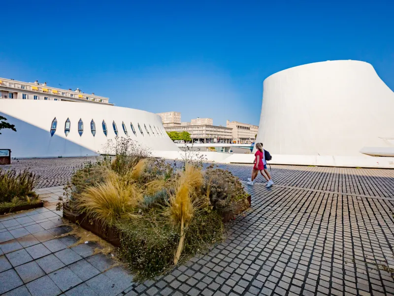 "Le Volcan" au Havre