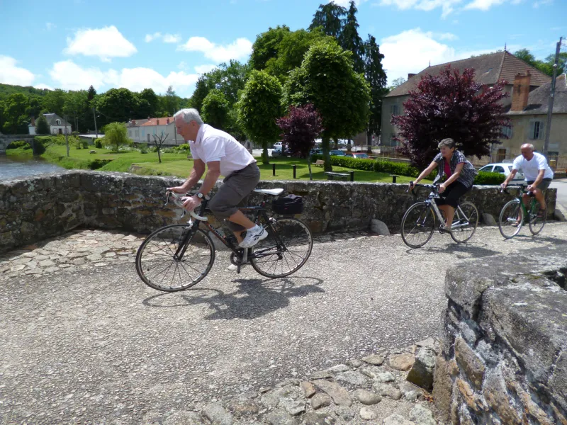 Chambon sur Voueize et son vieux pont de pierres