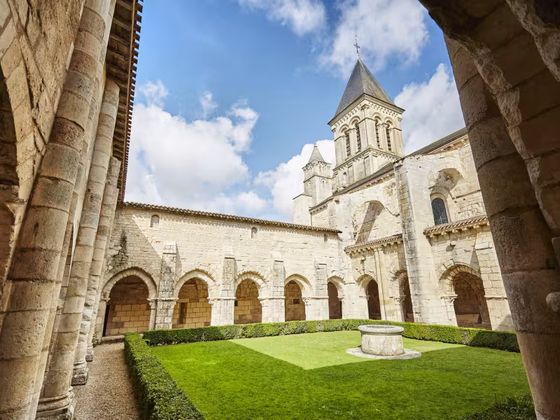 Abbaye de Nieul sur l'Autise