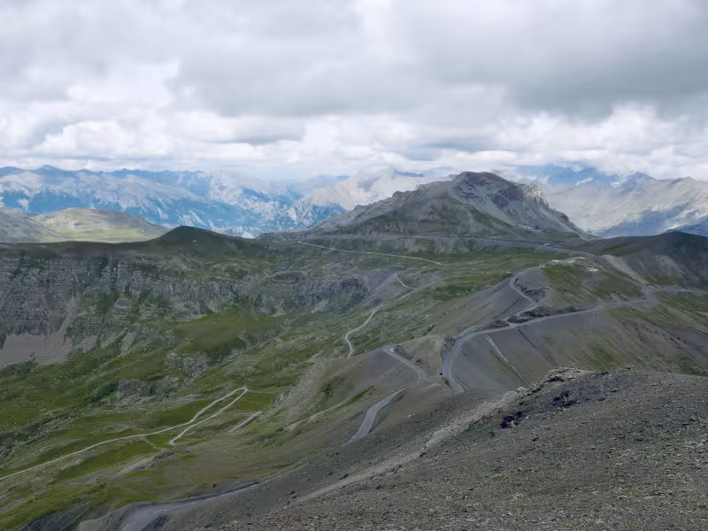 Ambiance Minérale a la Cime de la Bonette