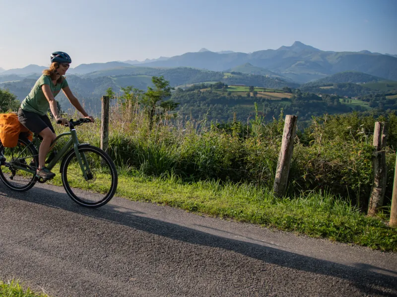 Petite route proche de Bourréac - La Vélosud