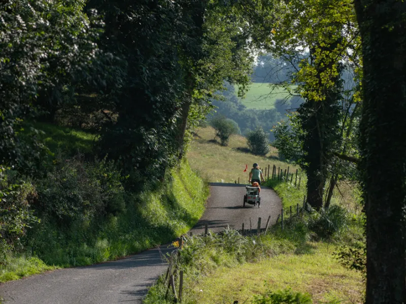 Sur les routes vallonnées des Hautes-Pyrénées à vélo
