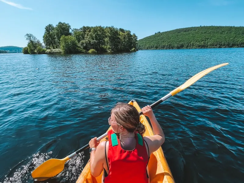 Canoë sur le Lac de Vassivière