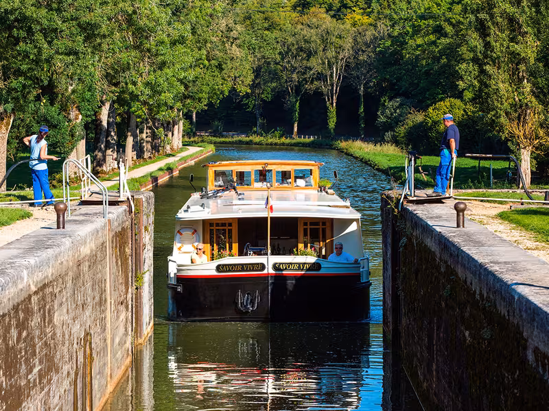 Le canal de Bourgogne en famille avec Terres d'Aventure