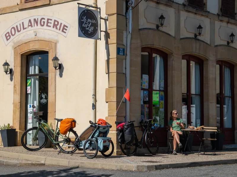 Pause boulangerie à Galan