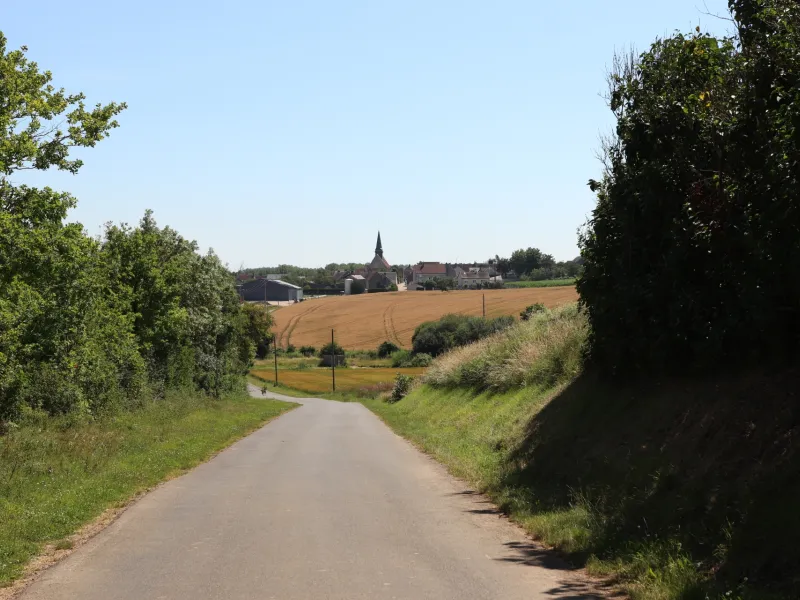 Petite route en Pays Dunois