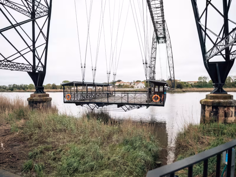 Pont Transbordeur à Rochefort - La Flow Vélo