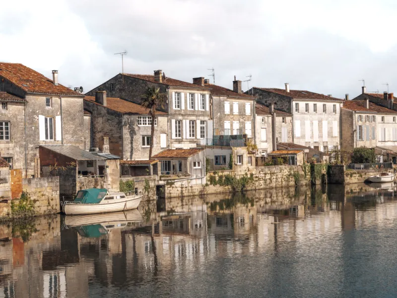 Saint-Savinien en bord du fleuve Charente