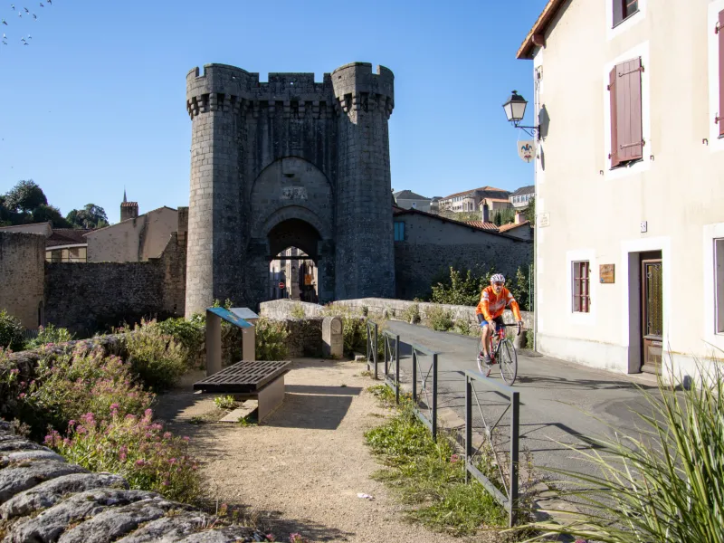 Porte de Saint-Jacques de Parthenay