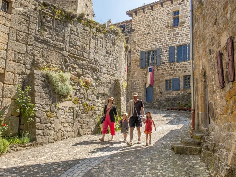 Pradelles (Haute-Loire), l'un des Plus Beaux Villages de France