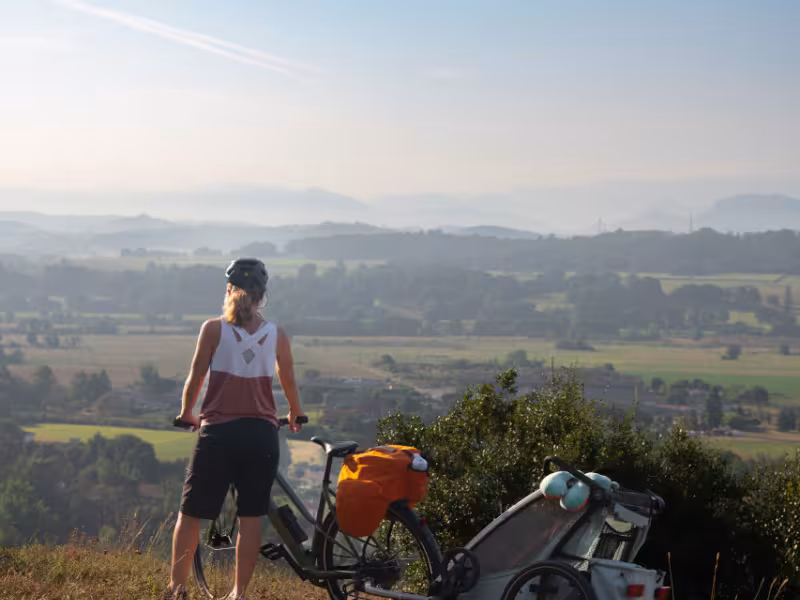 Panorama sur les Pyrénées - La Vélosud