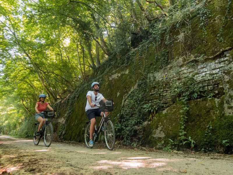 Ancienne voie ferrée de Vadencourt à vélo