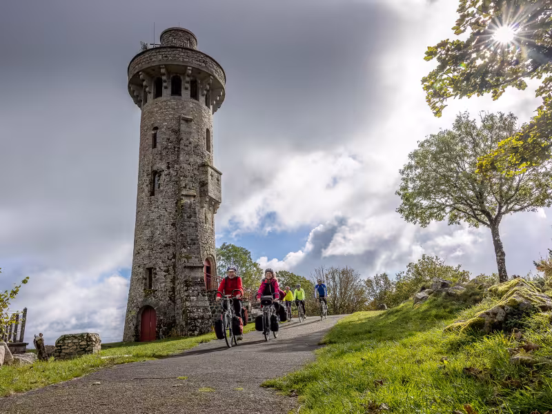 Tour panoramique à Toulx-Sainte-Croix