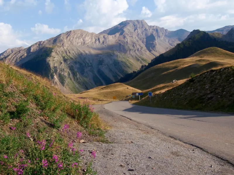 Versant sud du Col de Vars côte Ubaye