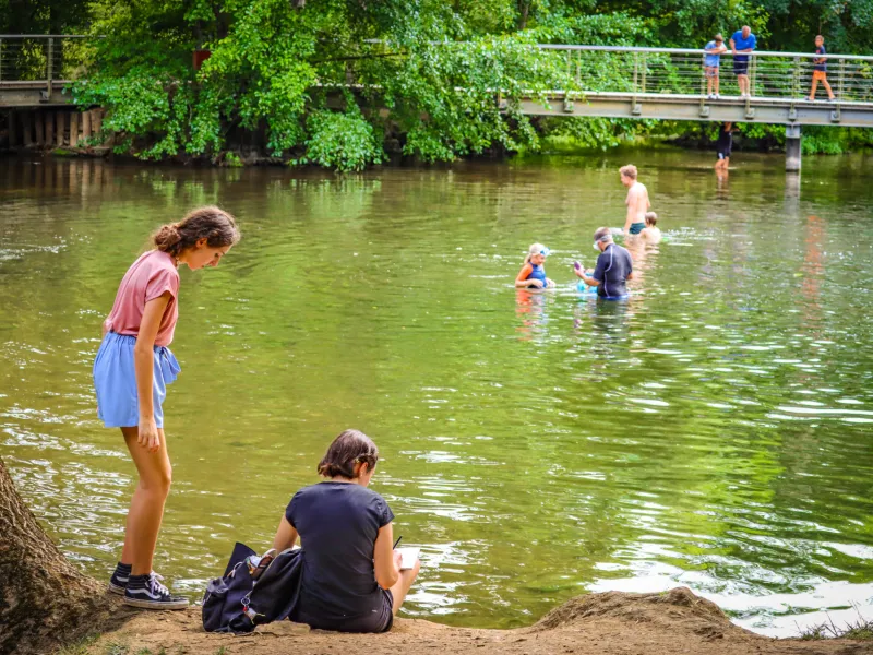 Aire de Rejallant dans l'eau