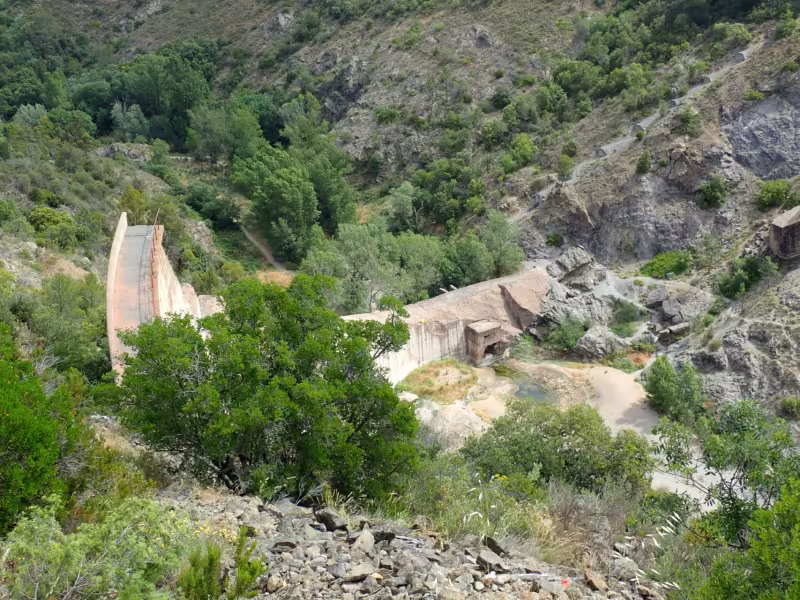 Ruines du barrage de Malpasset