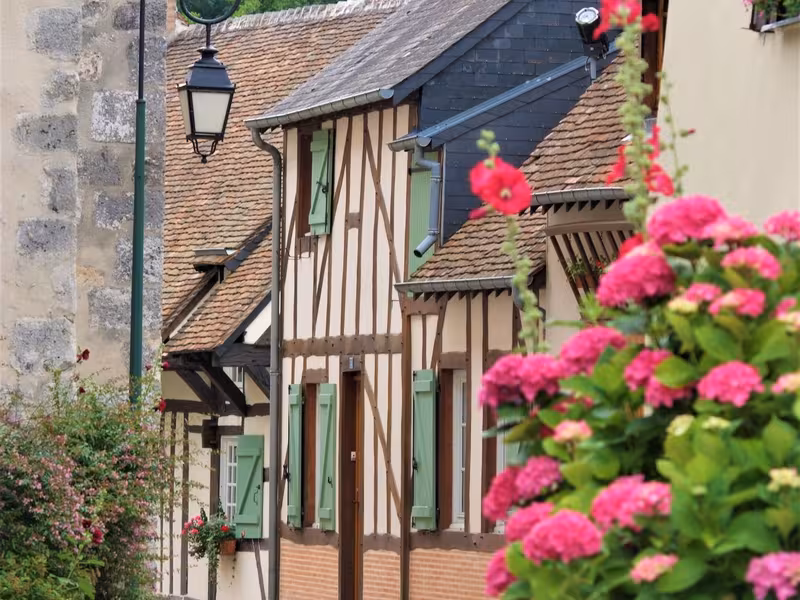 Ruelle fleurie de Blancafort