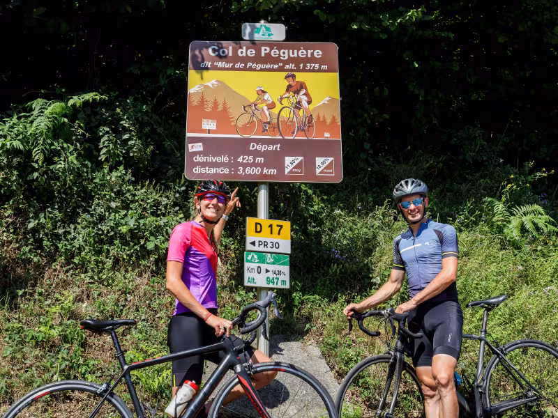 Boucle du mur de Péguère en Ariège