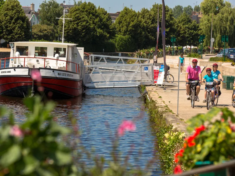 Le Canal du Blavet à vélo en famille