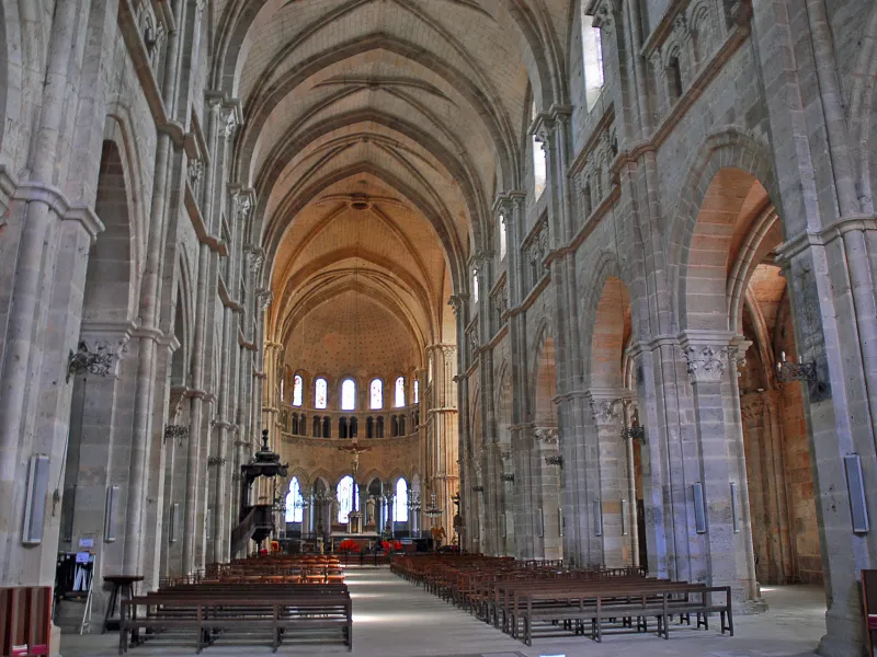 Nef de la cathédrale de Langres