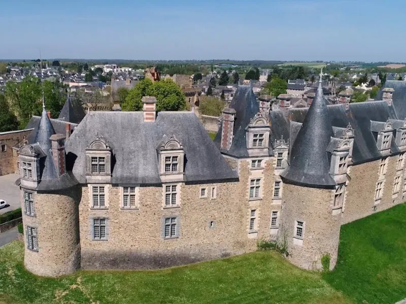 Vue aérienne château de Châteaubriant