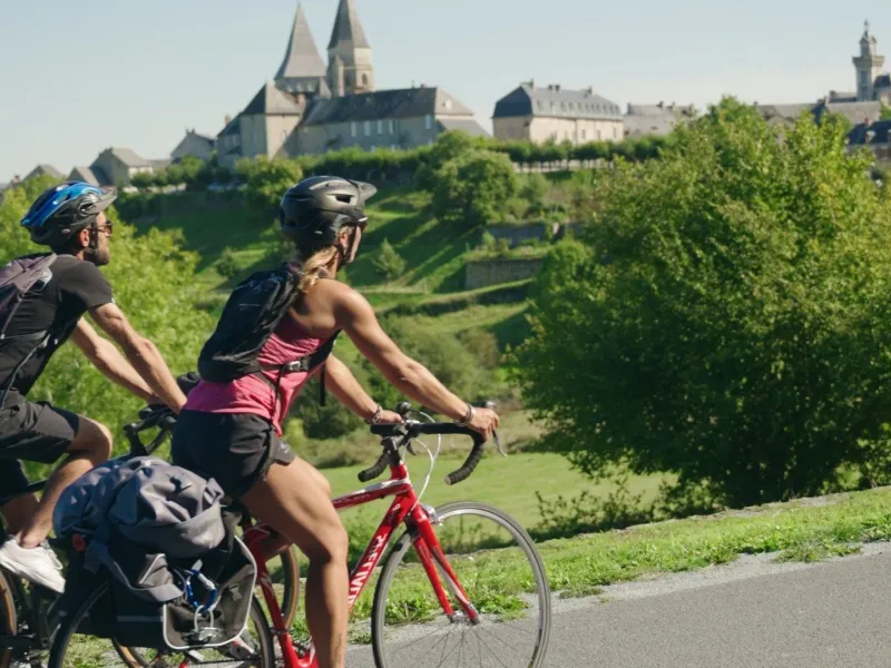 Arrivée à Bénévent L'Abbaye à vélo
