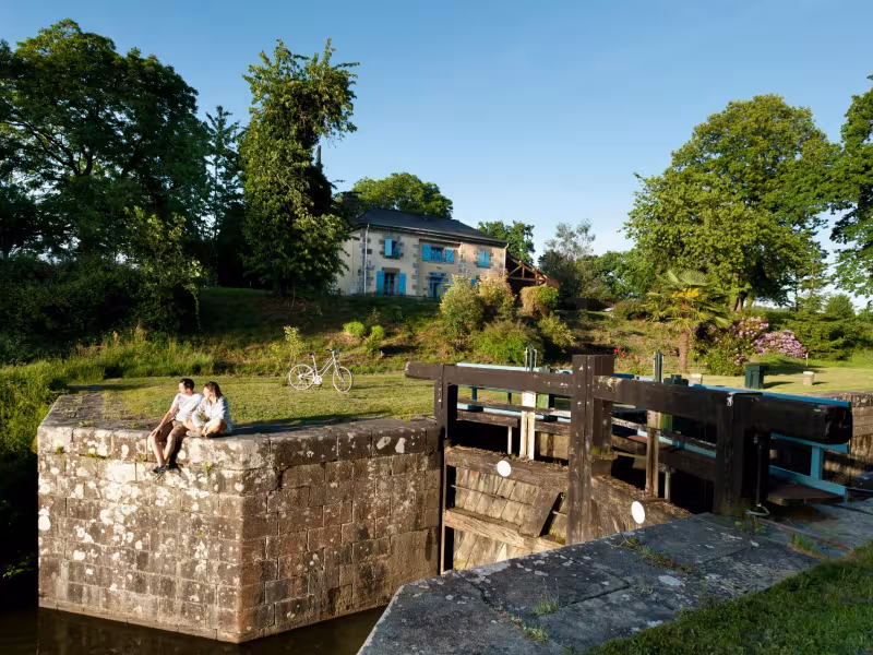 Canal d'Ille et Rance aux écluses d'Hédé-Bazouges
