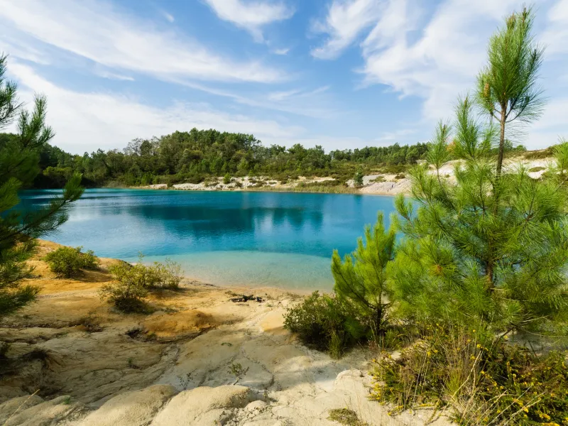 Etang bleu près de Clérac