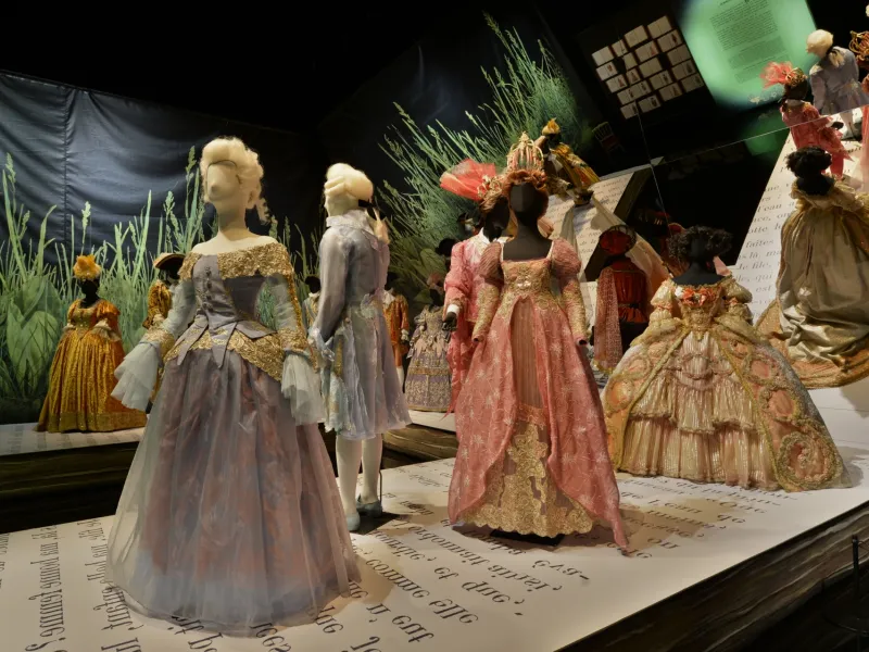 Centre national du costume de scène et de la scénographie à Moulins