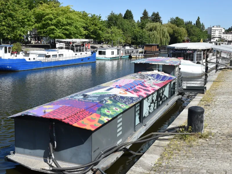 KARINA BISCH - AMOUR - Péniche le D'Ô