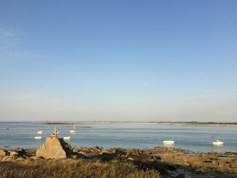 La croix en fin de journée