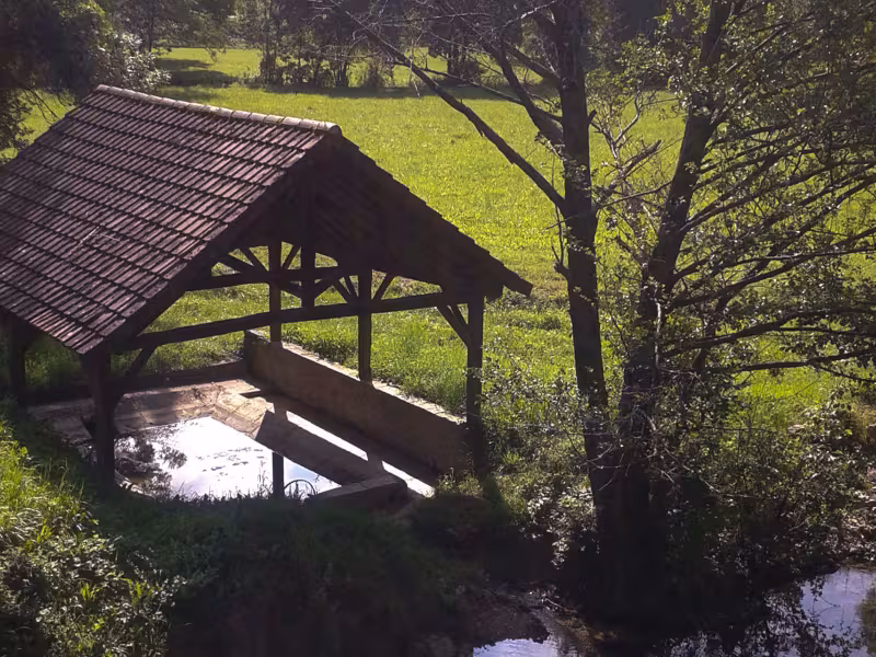 Lavoir à St Martin de Vers