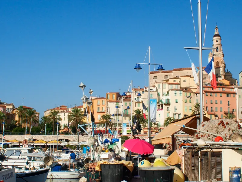 Le port de Menton