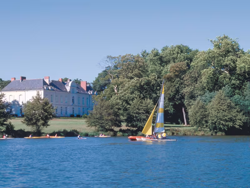 L'Erdre à Nantes - voilier à La Chantrerie