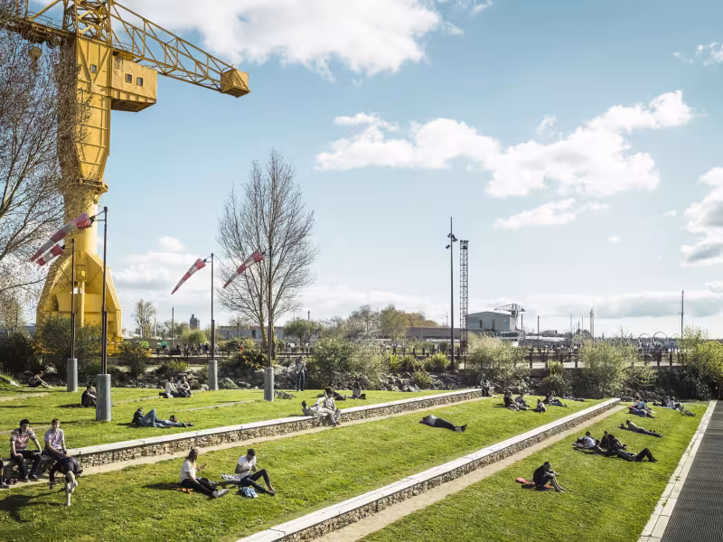 Parc des chantiers et grue Titan à Nantes